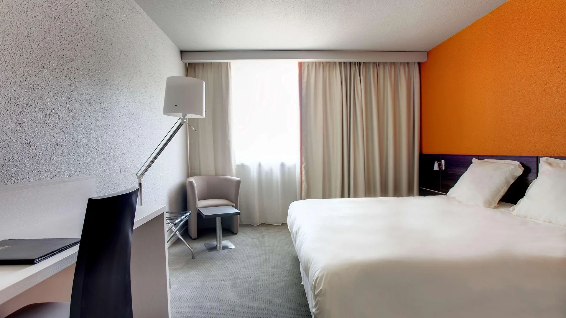 מלון Best Western Alexander Park שאמברי